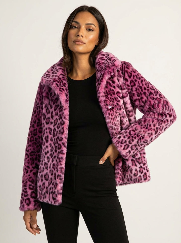 Trendy women's cozy leopard print teddy fleece jacket, soft & warm for stylish winter fashion.