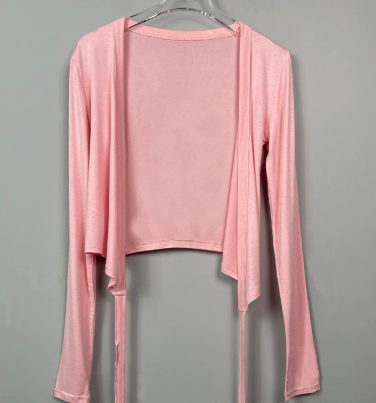 Comfortable & stylish women's wrap front Pilates top, lightweight V-neck long sleeve, perfect for active days.