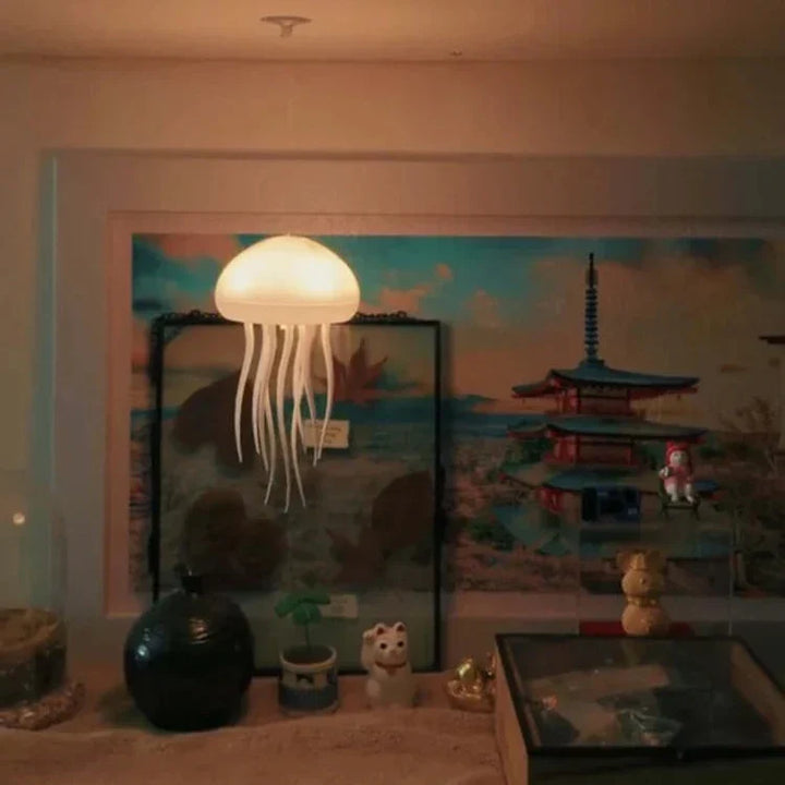 Nvroome Medusa floating light, color-changing LED lamp, ideal for ambient lighting and relaxation.