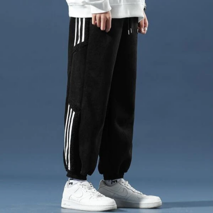Men's baggy trackpants, perfect for street style & urban wear. Comfortable relaxed fit jogger pants.