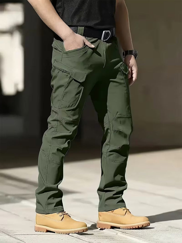 Men's everyday wear cargo pants, multi-pocket utility for both work and casual outfits.
