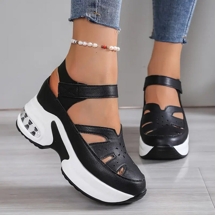 Slip-on women's comfort shoes, ergonomic design with arch support for easy daily wear & healthy feet.
