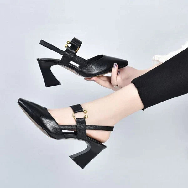 Stylish women's comfort sandals with orthopedic foot support, designed for elegant all-day wear.