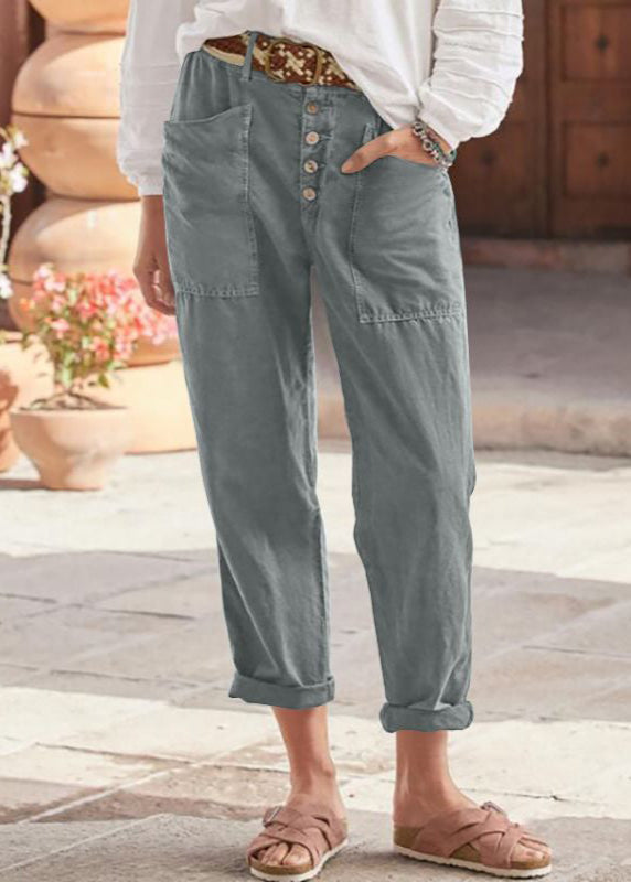 Versatile women's trousers: elegant relaxed fit for comfortable, chic, and modern apparel.