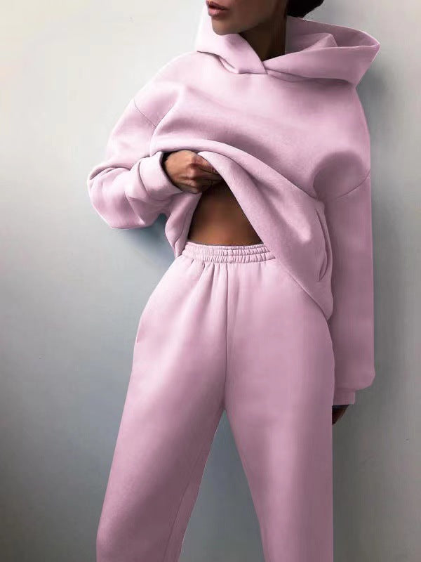 Fashionable women's co-ord set featuring a zip jacket & comfortable joggers. Great for casual wear.