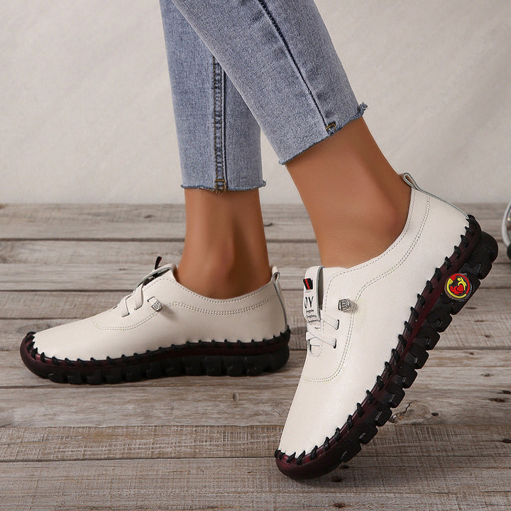 Comfortable women's orthopedic shoes, lightweight & supportive for everyday walking & foot health.