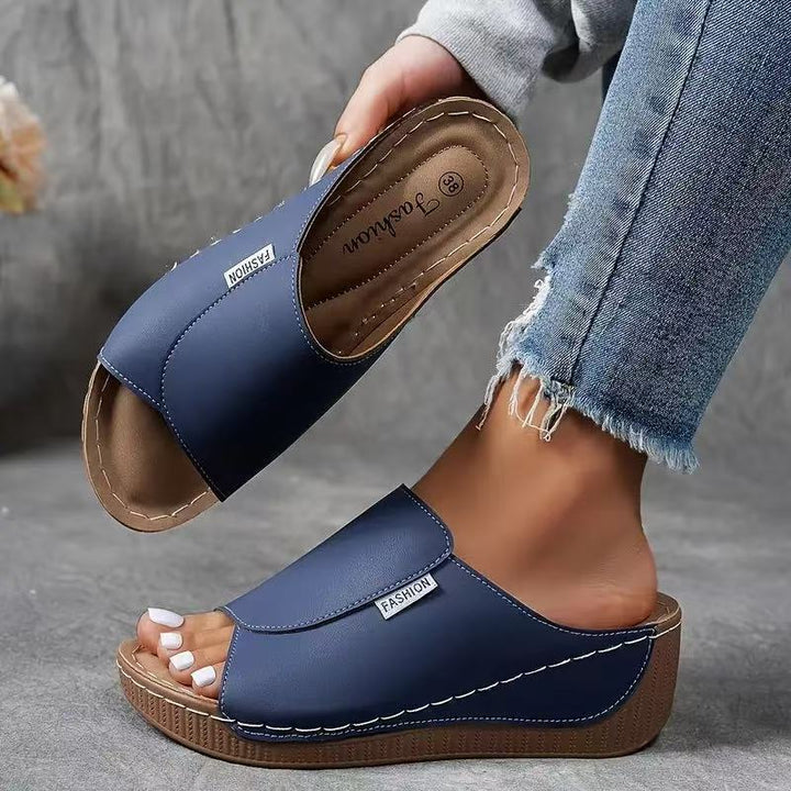 Cushioned women's comfort shoes with strong arch support, ideal for long walks & everyday foot health.