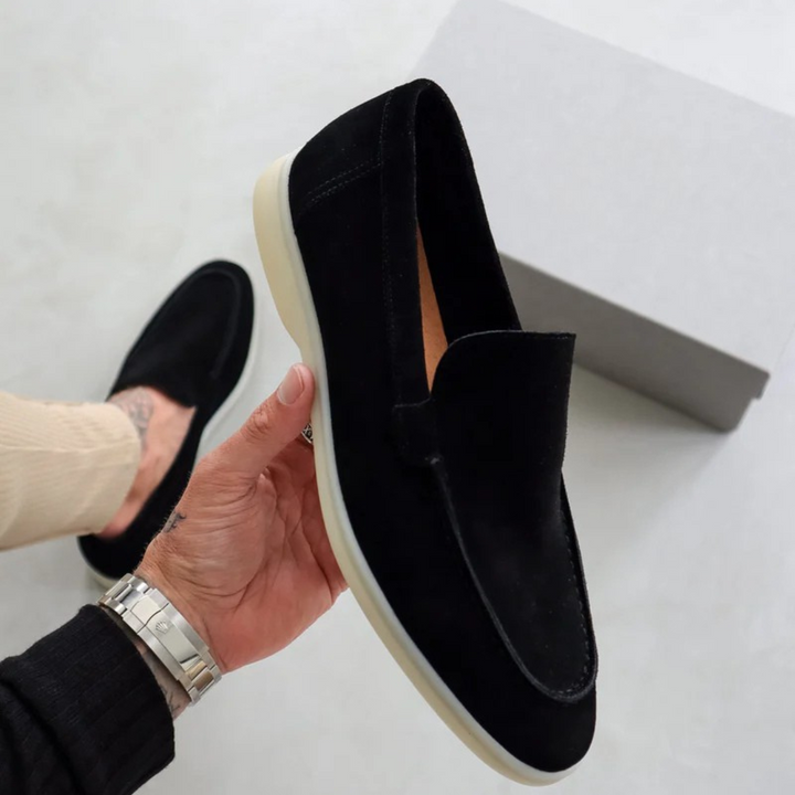Everyday men's versatile slip-on loafers, offering classic comfort for both casual and formal occasions.