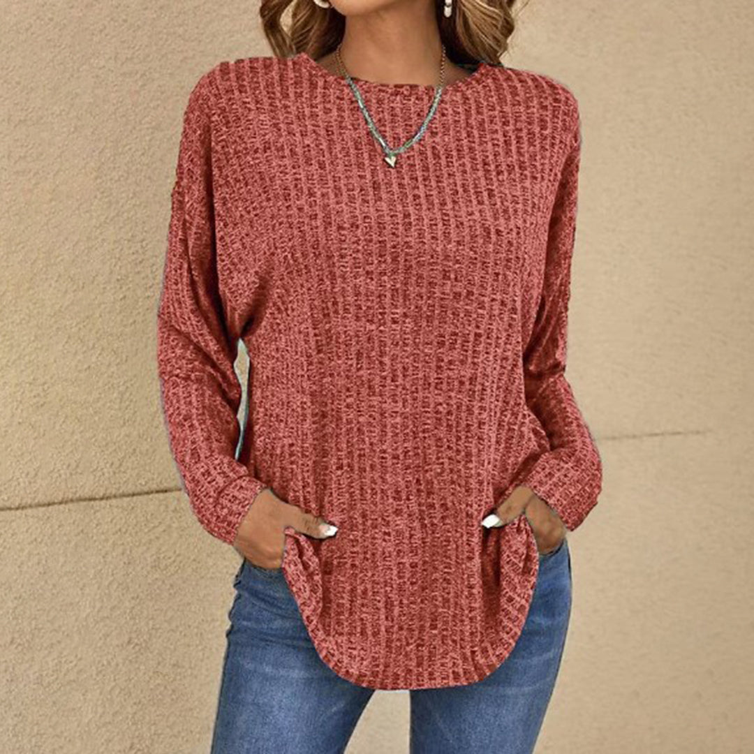 Casual women's relaxed fit crew neck long sleeve sweater, soft and comfortable for daily wear.