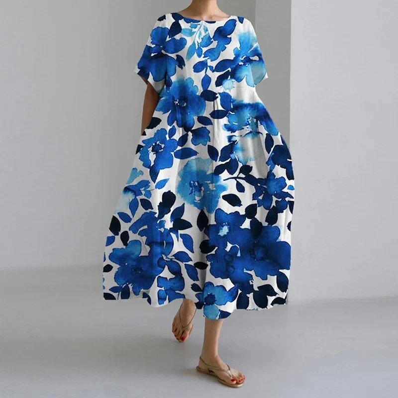 Women's vintage inspired maxi dress, a comfortable loose fit big swing design for summer parties.