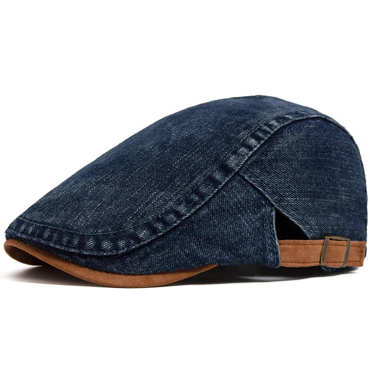 Versatile men's flat cap, a stylish everyday fashion accessory. Adjustable headwear perfect for casual wear.