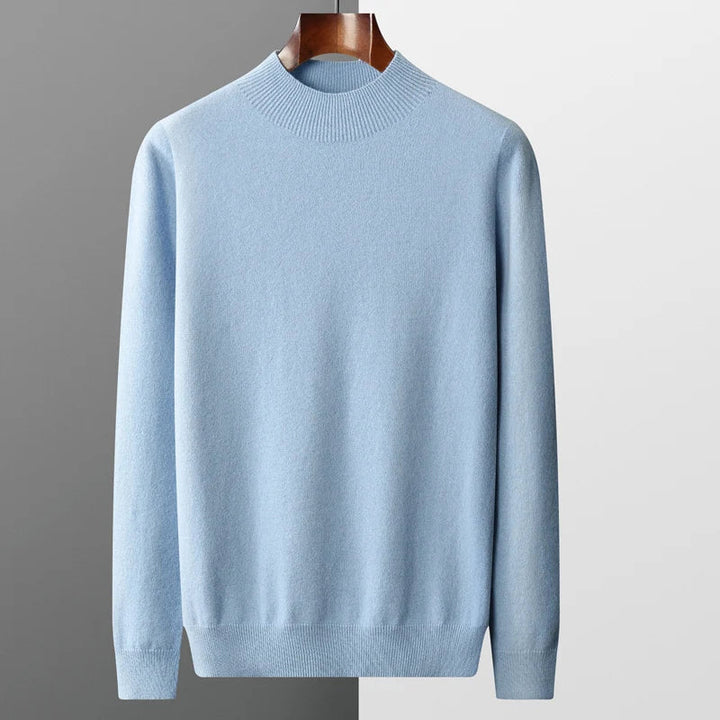 Stylish men's round neck sweater, soft knitwear for casual style and everyday comfort.