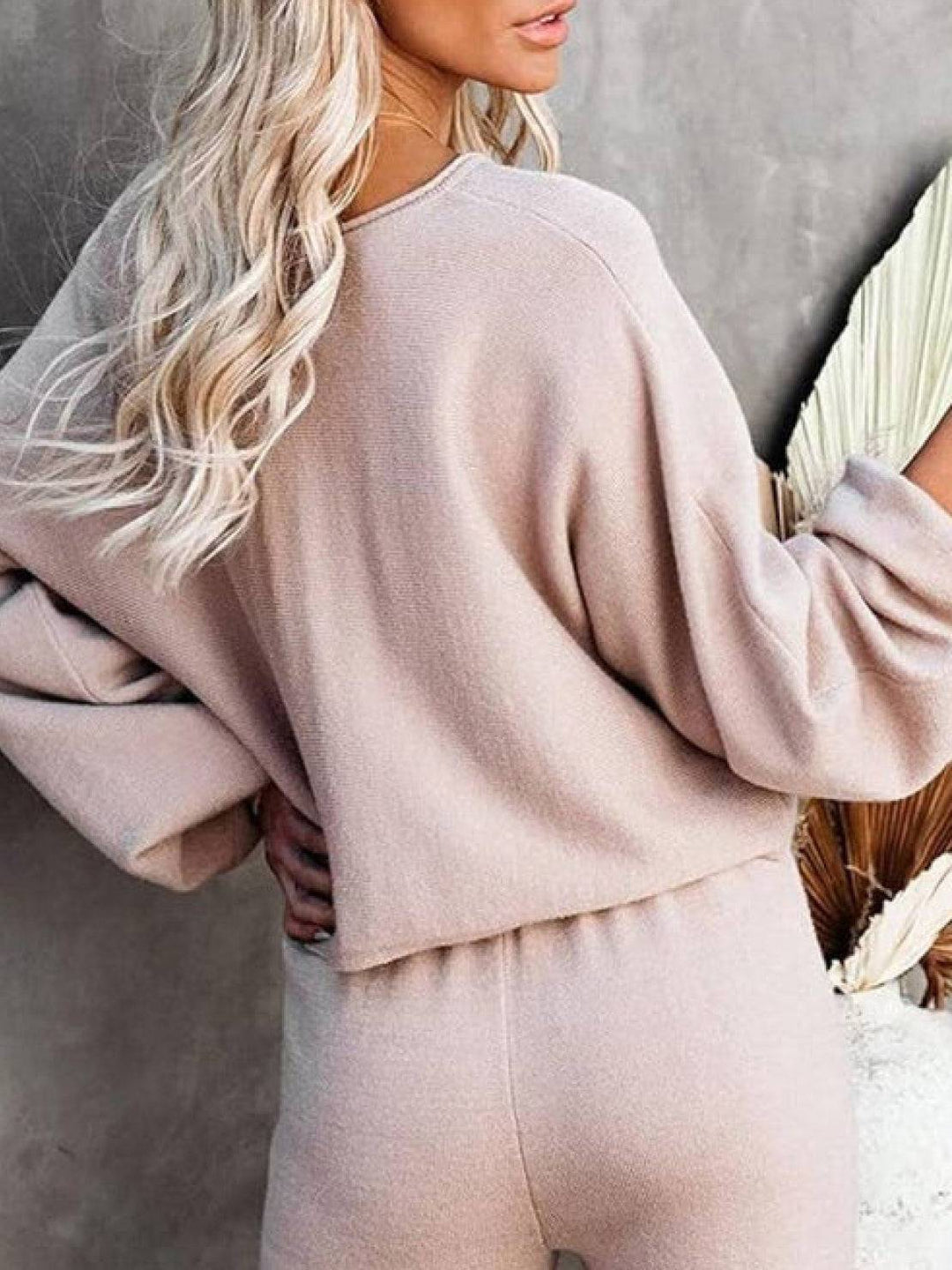 Women's Casual Knit Set: Cropped Jumper & Wide Leg Trousers