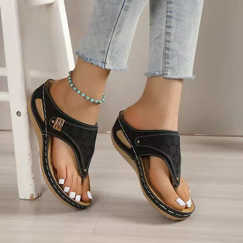 Stylish women's orthopedic arch support sandals, designed for ultimate comfort and fashionable foot pain relief.