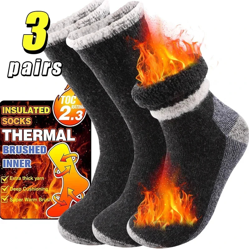 Men's thermal winter socks, mid-length, warm footwear for cold weather. Pack of 3 cozy socks.