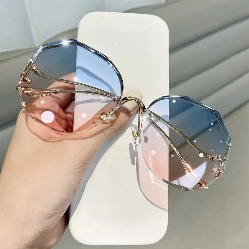 Women's Oversized Square Sunglasses