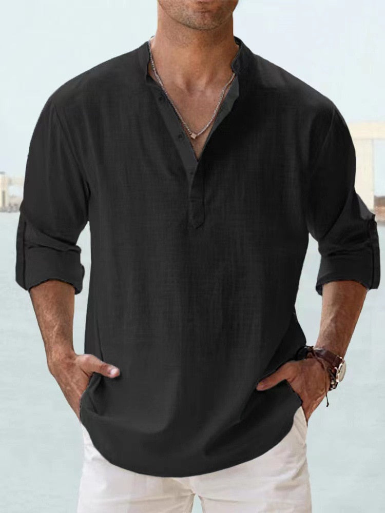 Relaxed fit men's casual button-down shirt, ideal for smart casual everyday wear. Spring/summer fashion.