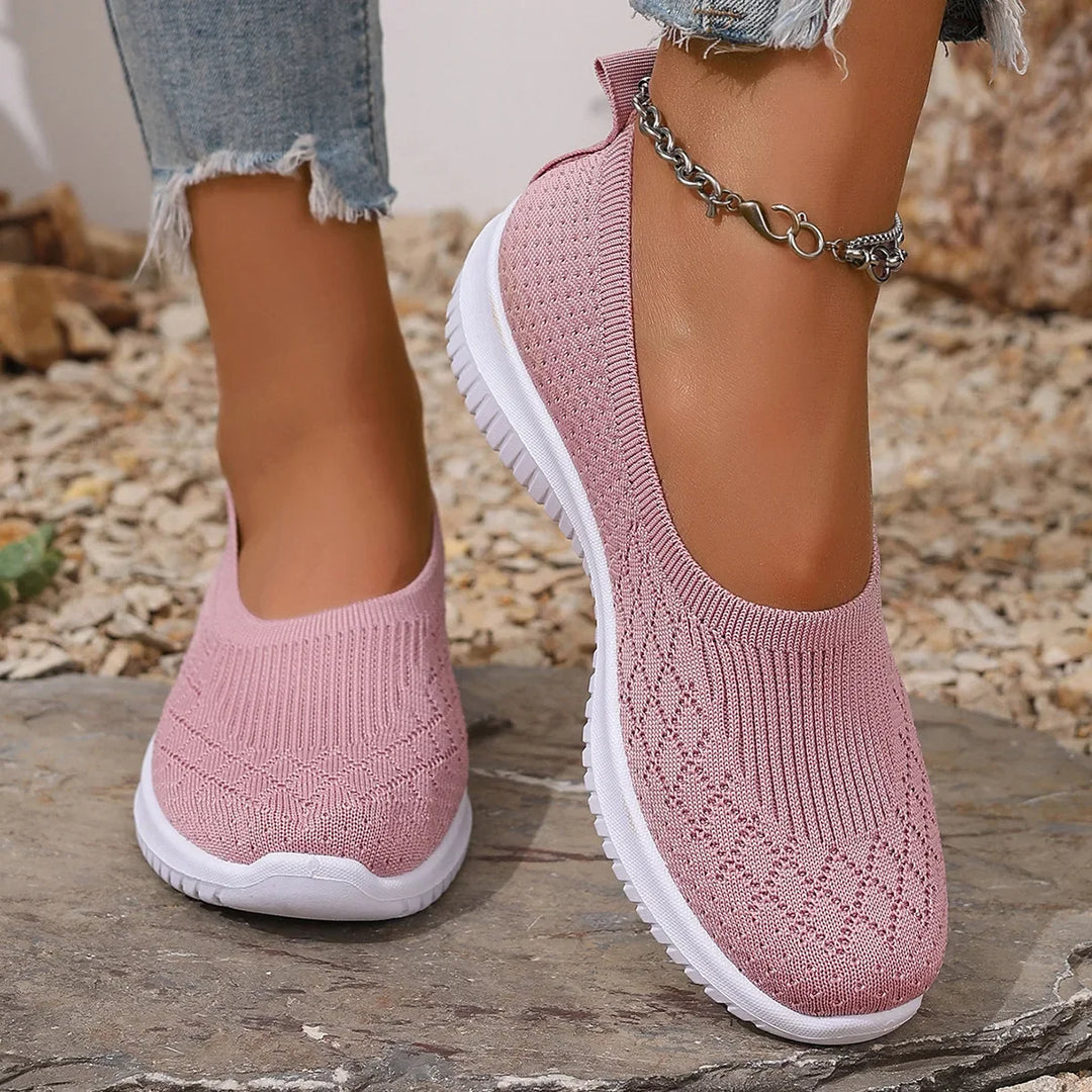 Casual women's slip-on orthopedic sneakers with cushioned support for all-day comfort.