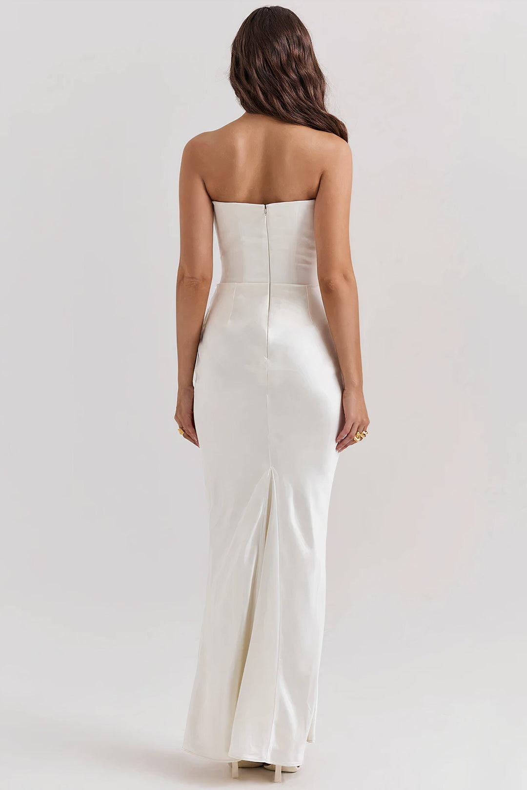 Sophisticated women's corset evening dress, strapless bodycon design for elegant summer parties & events.