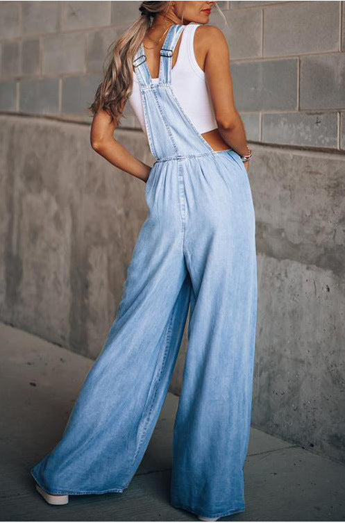 Versatile women's everyday jumpsuit in a chic design. Perfect for comfortable casual outfits.