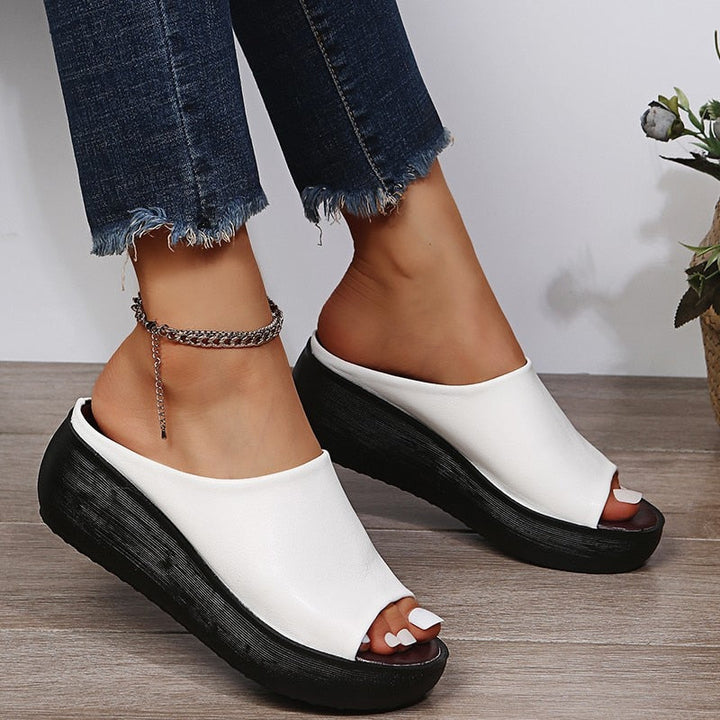 Women's Slide Sandals – Cushioned Footbed
