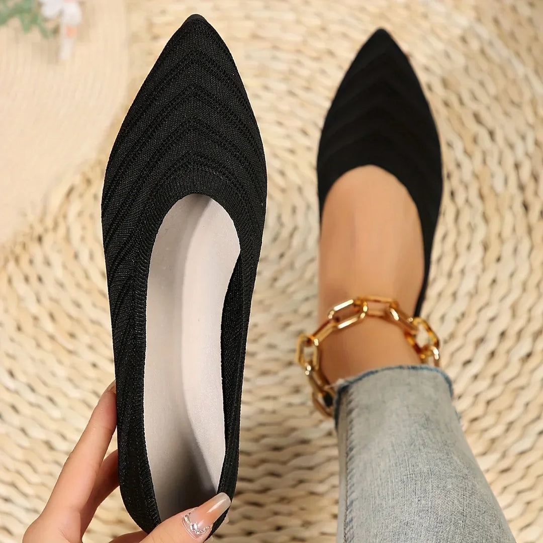 Comfortable women's breathable loafers with a pointed toe, ideal for casual wear.