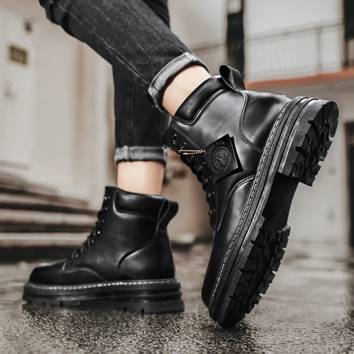 Fall/winter men's lace-up ankle boots. Orthopedic comfort, non-slip, and stylish for casual everyday wear.