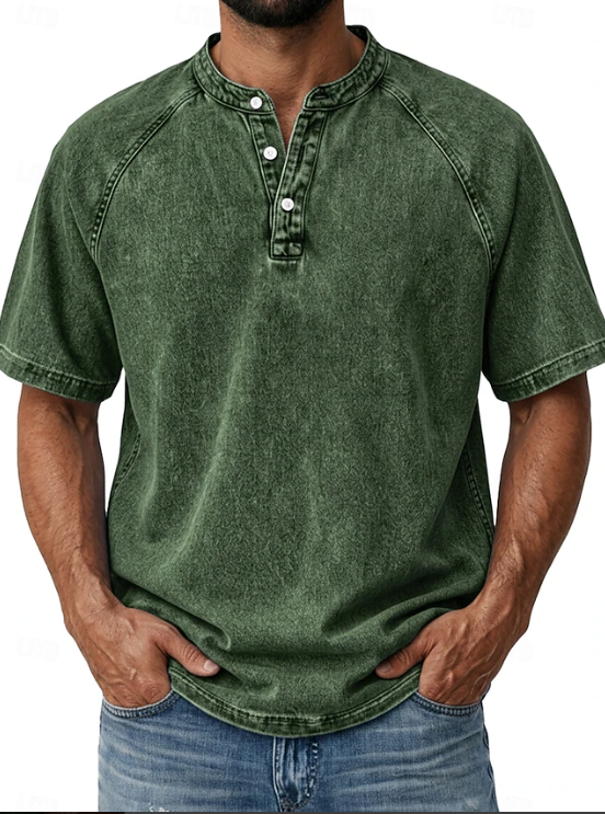 Versatile men's vintage button shirt. Effortless long sleeve style for casual & smart occasions.