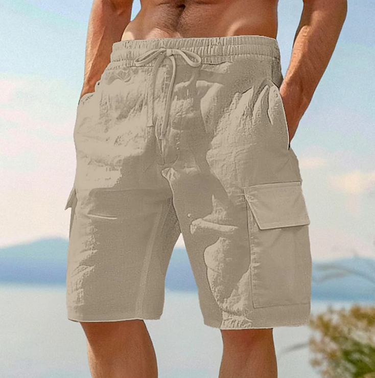 Casual men's relaxed fit cargo shorts with practical pockets, ideal for summer, outdoor, and everyday wear.