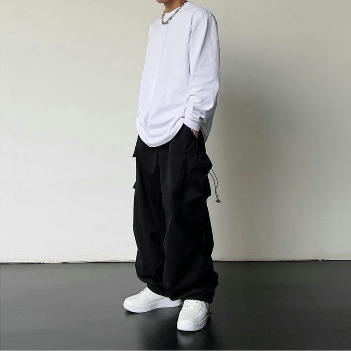 Multi-pocket casual wear joggers for men and women, ultimate comfort in a relaxed fit design.