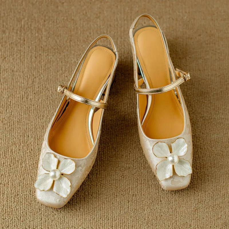 Stylish women's floral jacquard block-heel pumps. Perfect for weddings & special occasions.