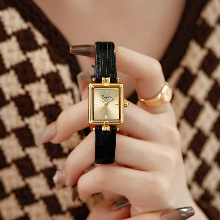Gold-tone women's quartz watch, elegant and classic, suitable for daily wear.