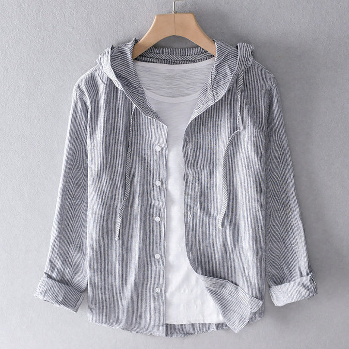 Chic women's breezy blouse, a comfortable top for summer fashion. Ideal for casual wear, stylish and elegant.