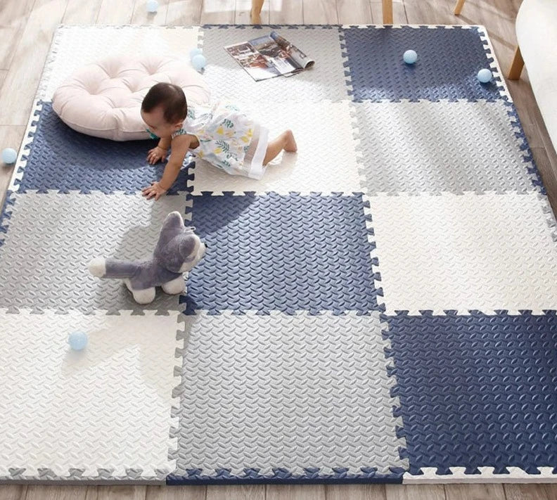 Unisex baby activity mat: extra-thick foam for comfy crawling & infant play.