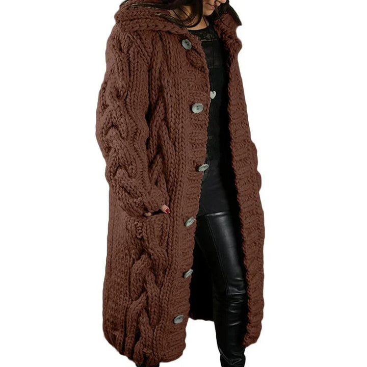 Warm & stylish women's quilted vest, essential for cold weather layering. A chic and comfortable fall outerwear.