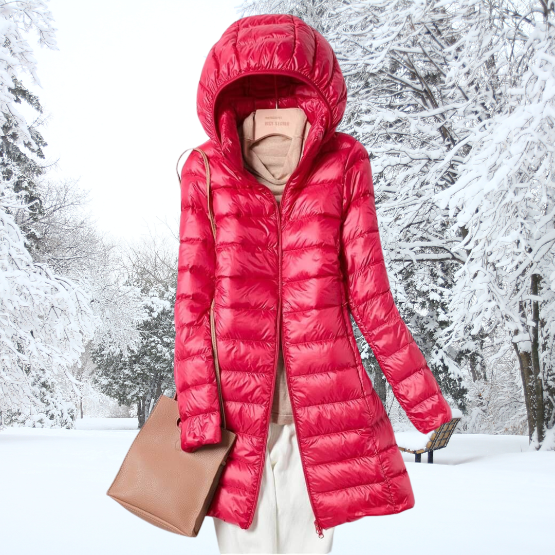 Comfortable women's ultralight puffer jacket, ideal everyday outerwear. Insulated for superior winter warmth.