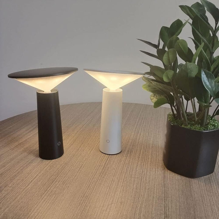 Dimmable LED table lamp, flexible gooseneck, rechargeable, ideal for modern desks.