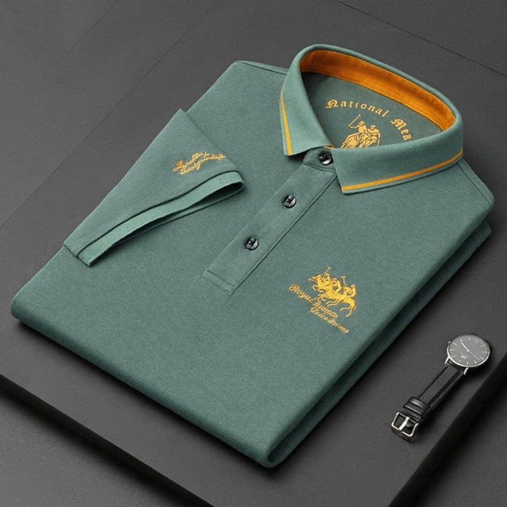 High-quality men's button-up polo shirt. Comfortable & stylish, ideal short-sleeve casual fashion.