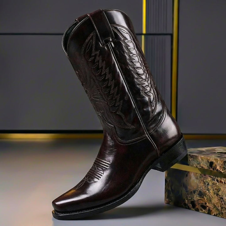 Men's classic heritage cowboy boots in brown leather, perfect for versatile everyday style and lasting comfort.