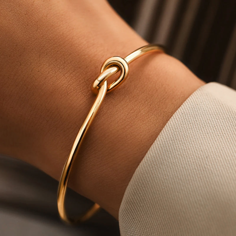 Women's Adjustable Knot Bracelet