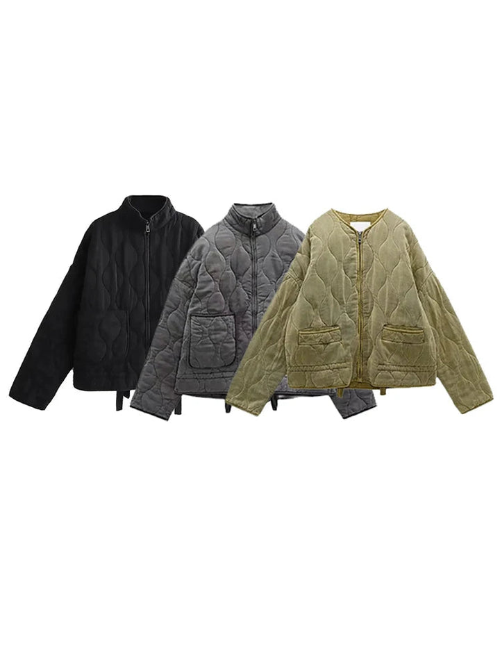 Oversized women's quilted jacket, offering cozy warmth & effortless vintage style for autumn & winter fashion.