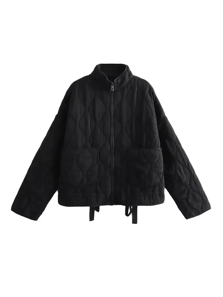 Stylish women's vintage quilted jacket. A versatile layering piece for effortless autumn and winter fashion.