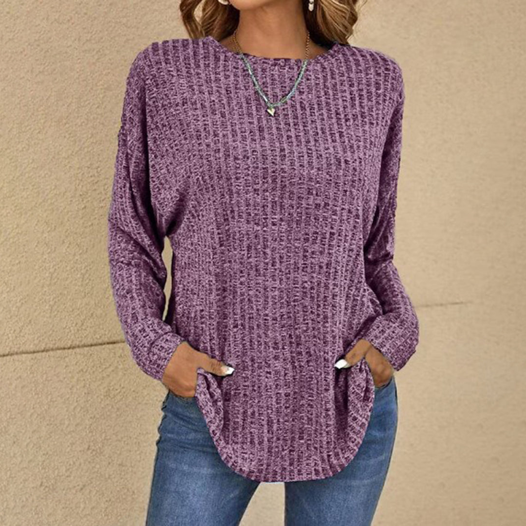 Everyday women's relaxed fit long sleeve pullover sweater, a cozy crew neck for versatile styling.