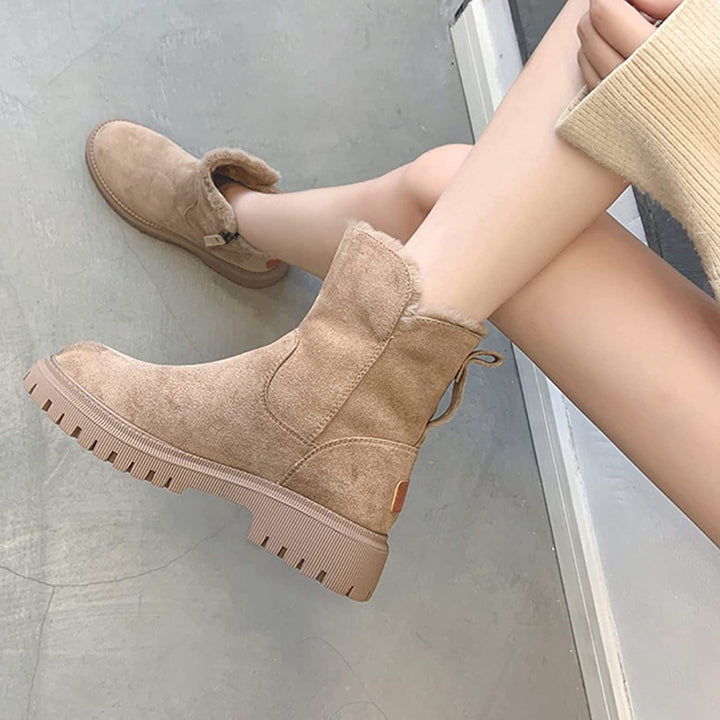 Comfortable women's winter boots, water-resistant & warm, featuring orthopedic arch support.