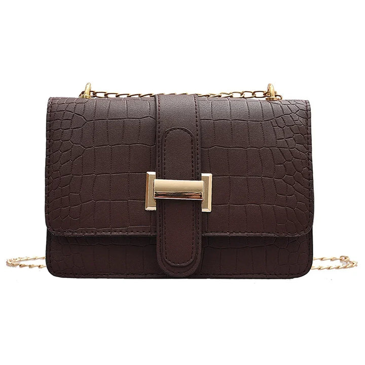 Fashionable women's luxury faux leather handbag, an elegant everyday purse & versatile chic accessory.