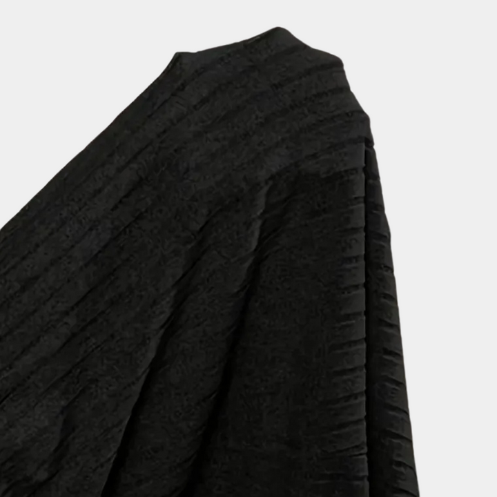 Versatile women's long fitted maxi skirt, ideal for various occasions. Features a stylish side slit.