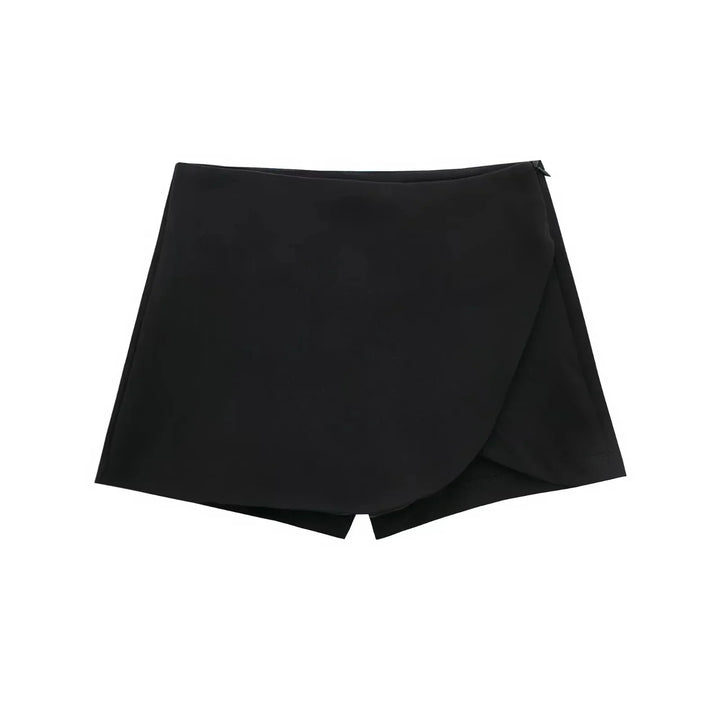 Casual yet chic women's high waist asymmetric mini skirt, a versatile fashion piece for everyday style.