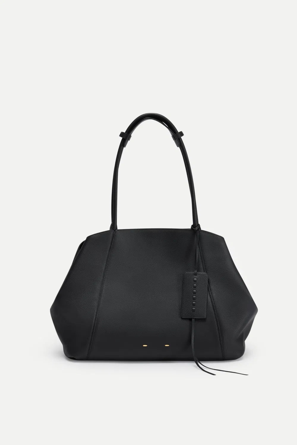 Women's brown travel tote bag, a stylish and practical shoulder bag for any journey.