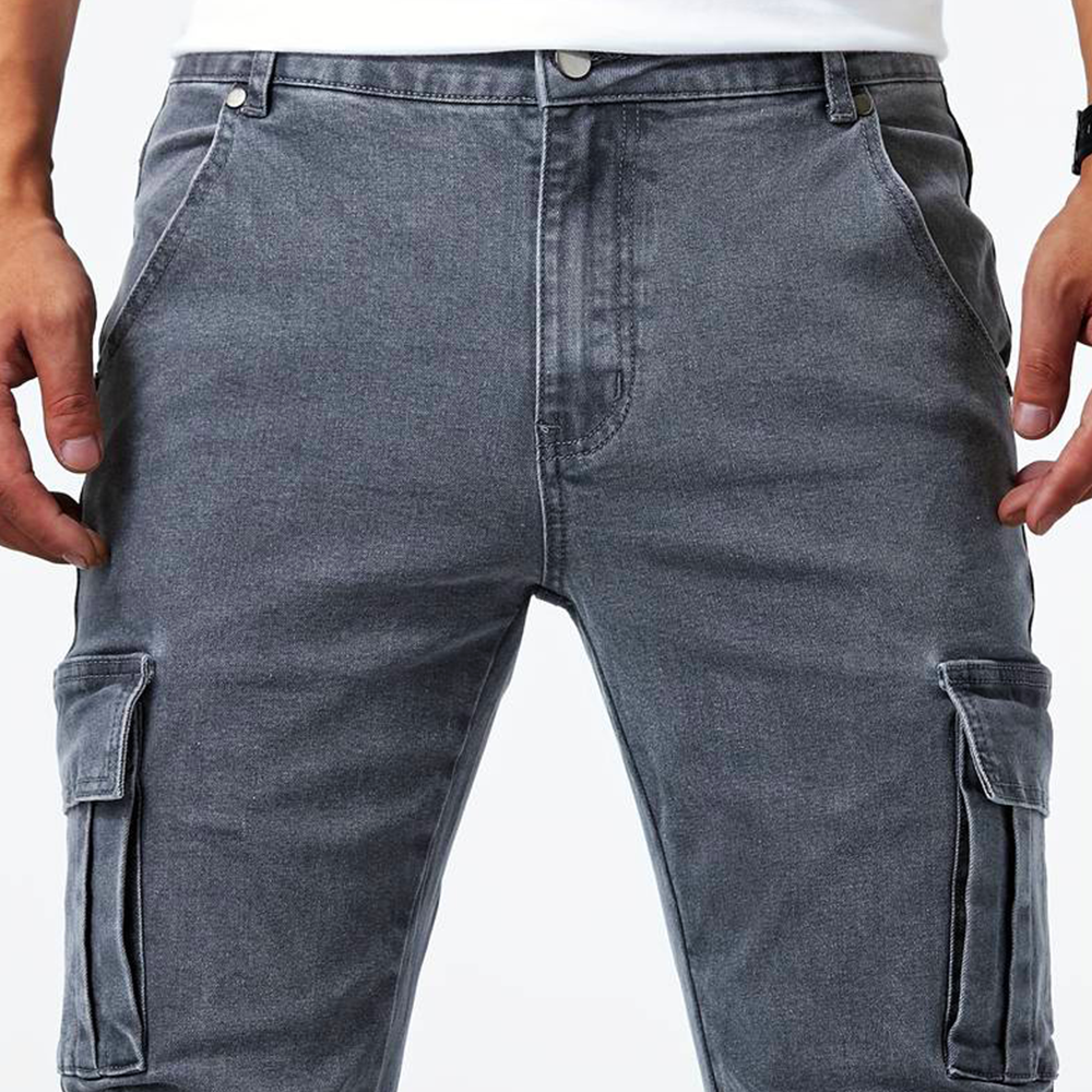 Comfortable men's slim fit cargo pants with stretch fabric. Wrinkle resistant & stylish for modern casual outfits.