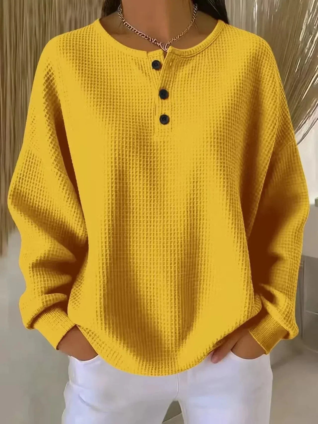 Autumn/winter women's collared sweatshirt, a cozy long-sleeve top for casual everyday style.